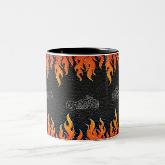 Tasse 2 Couleurs Black Leather Orange Flames (Centre)