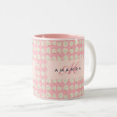 Tasse 2 Couleurs Cadeaux de monogramme à motif de fraise girly char (Devant droit)