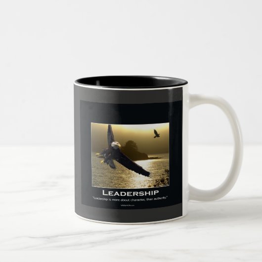 Tasse 2 Couleurs Cadeaux Motivationnels de l'aigle chauve (Droit)