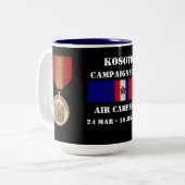 Tasse 2 Couleurs Campagne aérienne du Kosovo (Devant gauche)
