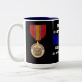 Tasse 2 Couleurs Campagne aérienne du Kosovo (Gauche)