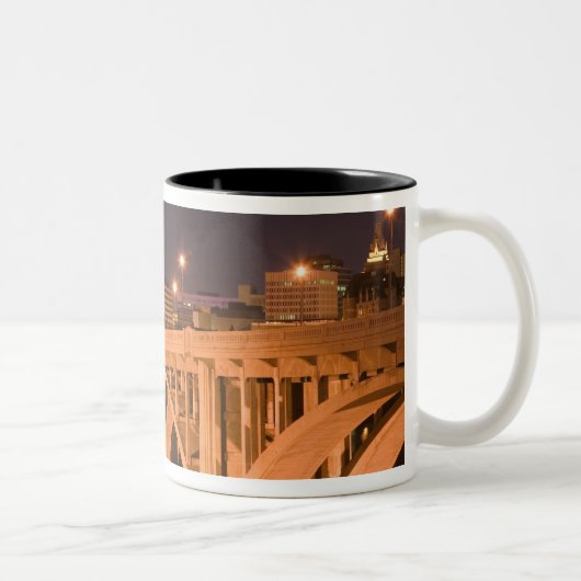 Tasse 2 Couleurs Canada, Saskatchewan, Saskatoon: Broadway (Droit)