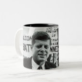 Tasse 2 Couleurs Candidat Kennedy (Devant gauche)