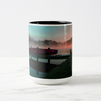 Tasse 2 Couleurs Canot vibrant sur le lac Junaluska