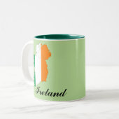 Tasse 2 Couleurs Carte du drapeau irlandais (Devant gauche)