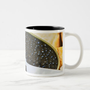 Tasse 2 Couleurs Caviar noir et cuillère en nacre pour