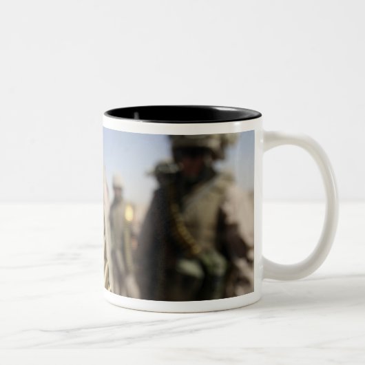 Tasse 2 Couleurs Ceintures de munitions de calibre 50 (Droit)