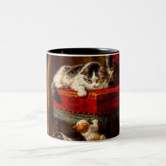 Tasse 2 Couleurs Chat et chatons Jouer avec chaise (Centre)
