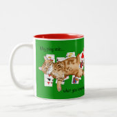 Tasse 2 Couleurs Chat tigré orange drôle jouant aux cartes de solit (Gauche)