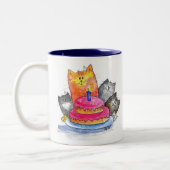 Tasse 2 Couleurs Chats Whimsical avec gâteau d'anniversaire (Gauche)
