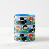 Tasse 2 Couleurs Chibi Flash, Superman et Batman Racing Motif (Centre)