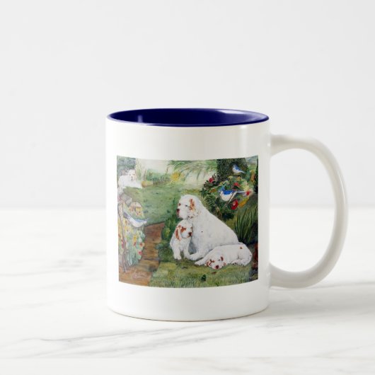 Tasse 2 Couleurs Chiots de Clumber dans le jardin (Droit)