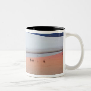 Tasse 2 Couleurs Ciel du crépuscule reflété dans une mare d'eau pro