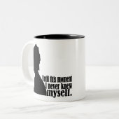 Tasse 2 Couleurs Citation de fierté et de préjugé (Devant gauche)