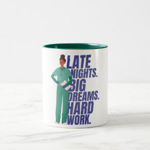 Tasse 2 Couleurs Citation d'infirmière travailleuse acharnée