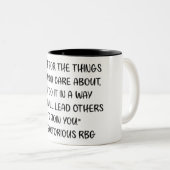 Tasse 2 Couleurs Citation notoire du RBG (Devant droit)