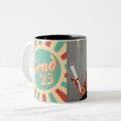 Tasse 2 Couleurs Classe de graduation rétro 2023 Nom personnalisé F (Devant gauche)