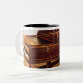 Tasse 2 Couleurs Clavecin appartenant à Franz Joseph Haydn (Devant gauche)