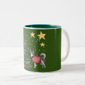 Tasse 2 Couleurs Collection "Christmas Dogs" avec Husky dans la for (Devant droit)