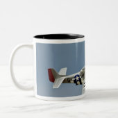 Tasse 2 Couleurs Combattant de mustang de P-51D avec voler (Gauche)