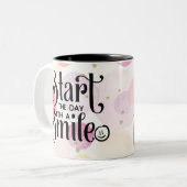 Tasse 2 Couleurs Commencez la journée avec un sourire (Devant gauche)