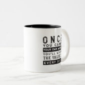 Tasse 2 Couleurs Conception de devis de sagesse - Valeur de chaque (Devant droit)