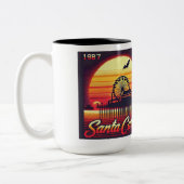 Tasse 2 Couleurs Conception rétro Santa Carla 1987 (Gauche)