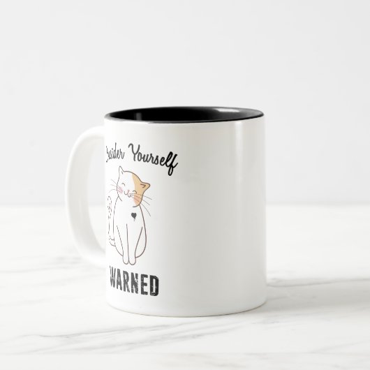 Tasse 2 Couleurs Considérez-vous averti chat mal (Devant gauche)