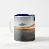 Tasse 2 Couleurs Coucher De Soleil Sur La Plage (Devant gauche)