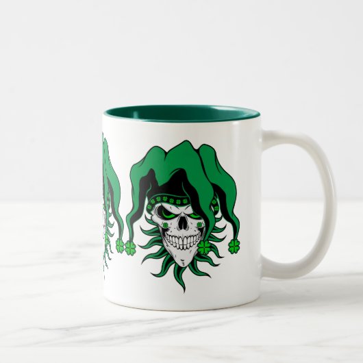 Tasse 2 Couleurs Crâne de jester irlandais (Droit)