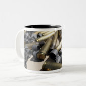 Tasse 2 Couleurs Cuivres usés et liens désintégrés (Devant gauche)