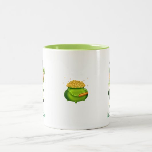 Tasse 2 Couleurs Cute Leprechaun, Calligraphie & Pot d'or (Centre)