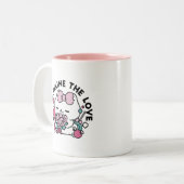 Tasse 2 Couleurs Cute Valentine's Cat Design - Feline the Love (Devant gauche)