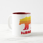 Tasse 2 Couleurs Dahlonega Georgia Rainbow Bear (Devant gauche)