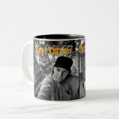 Tasse 2 Couleurs Daryl Darko - homme de cimetière (Devant gauche)