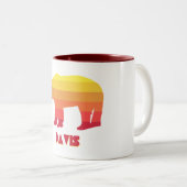 Tasse 2 Couleurs Davis West Virginia Rainbow Bear (Devant droit)