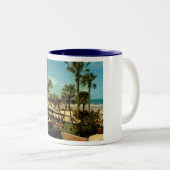 Tasse 2 Couleurs Daytona Beach, cru de la Floride (Devant droit)