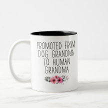 De grand-mère de chien à grand-mère humaine