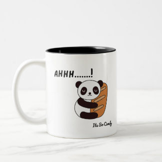 Tasse 2 Couleurs « Des câlins de pain et la paix du panda dans chaq
