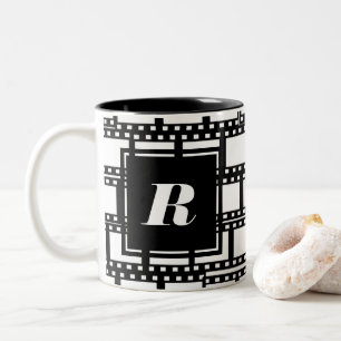Tasse 2 Couleurs Design Monogramme noir et blanc pour les amateurs 