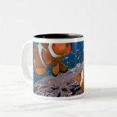 Tasse 2 Couleurs Deux Clownfish (Devant gauche)