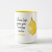 Tasse 2 Couleurs Devis jaune citron amusant (Centre)