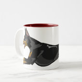 Tasse 2 Couleurs Dobermann courant, noir (Devant gauche)