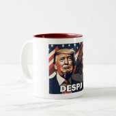 Tasse 2 Couleurs Donald Trump Kamala Harris Despair (Devant gauche)
