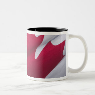 Tasse 2 Couleurs Drapeau canadien.