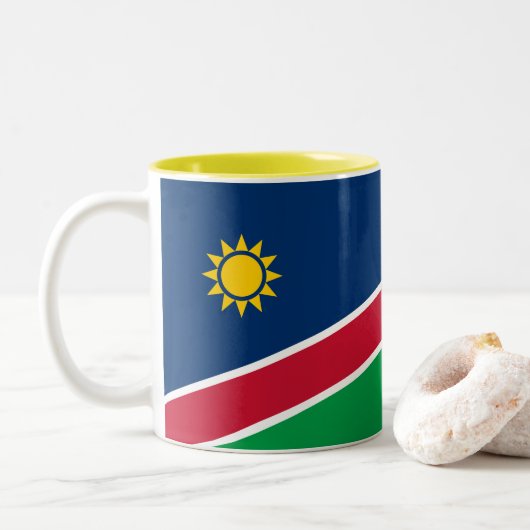 Tasse 2 Couleurs Drapeau de la Namibie (Avec donut)
