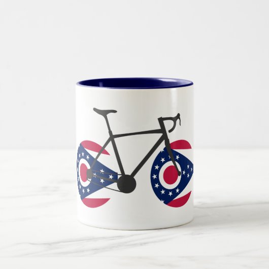 Tasse 2 Couleurs Drapeau de l'Ohio à vélo (Centre)