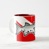 Tasse 2 Couleurs Drapeau de piqué de barracuda (Devant gauche)