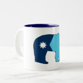 Tasse 2 Couleurs Drapeau du Minnesota ours (Devant gauche)