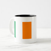 Tasse 2 Couleurs Drapeau irlandais (Devant gauche)